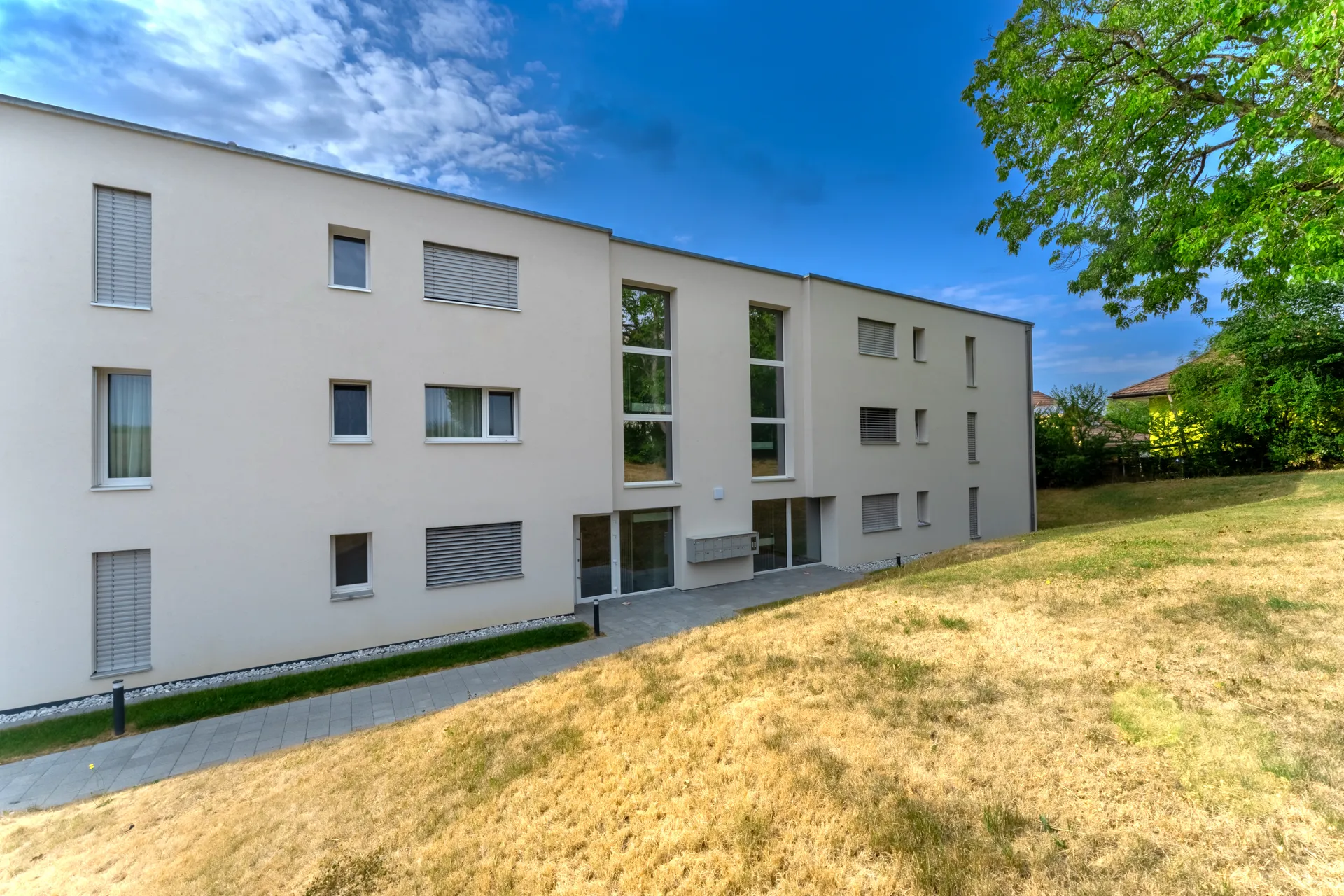 Bussy Immeuble - Route de la Pernalla 51 – vue 2